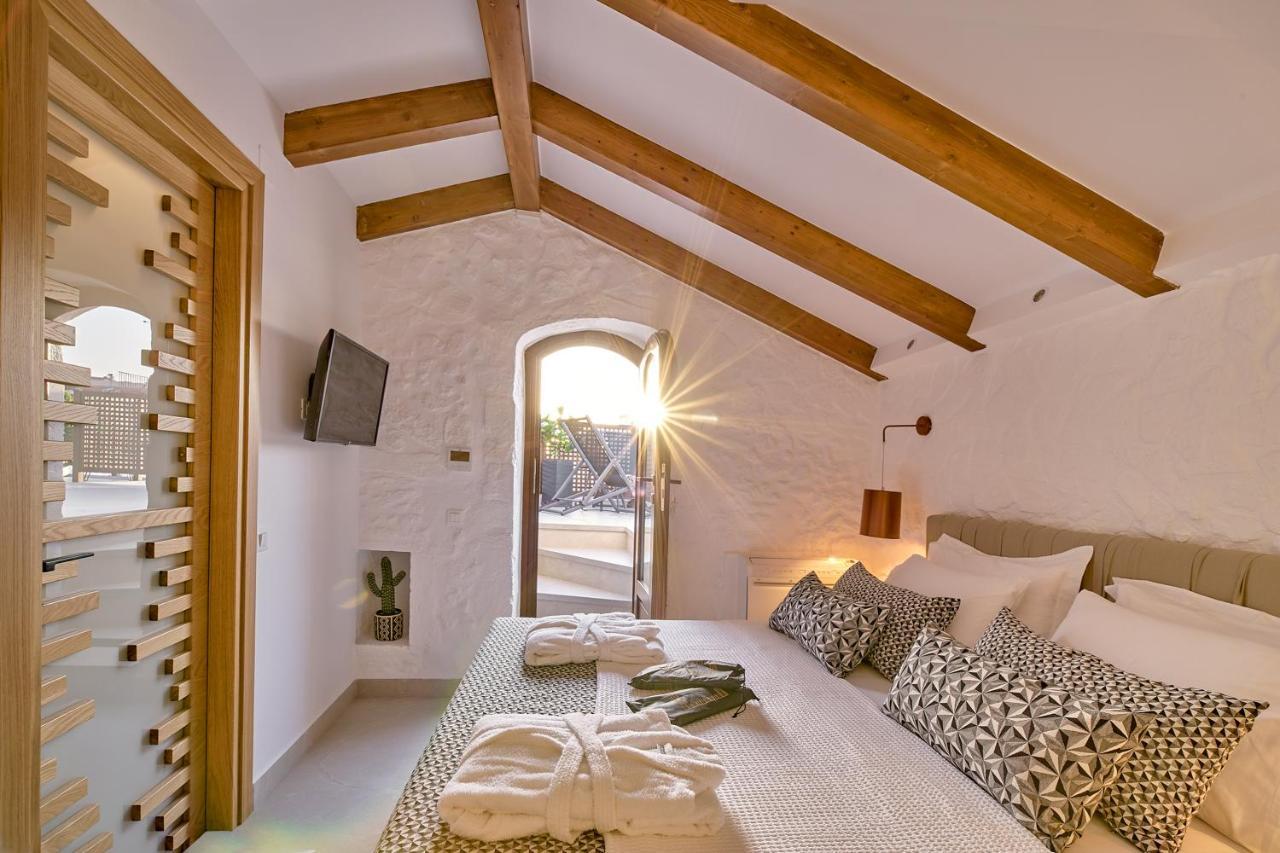 Vista Del Porto Luxury Suites Rethymnon Exterior foto