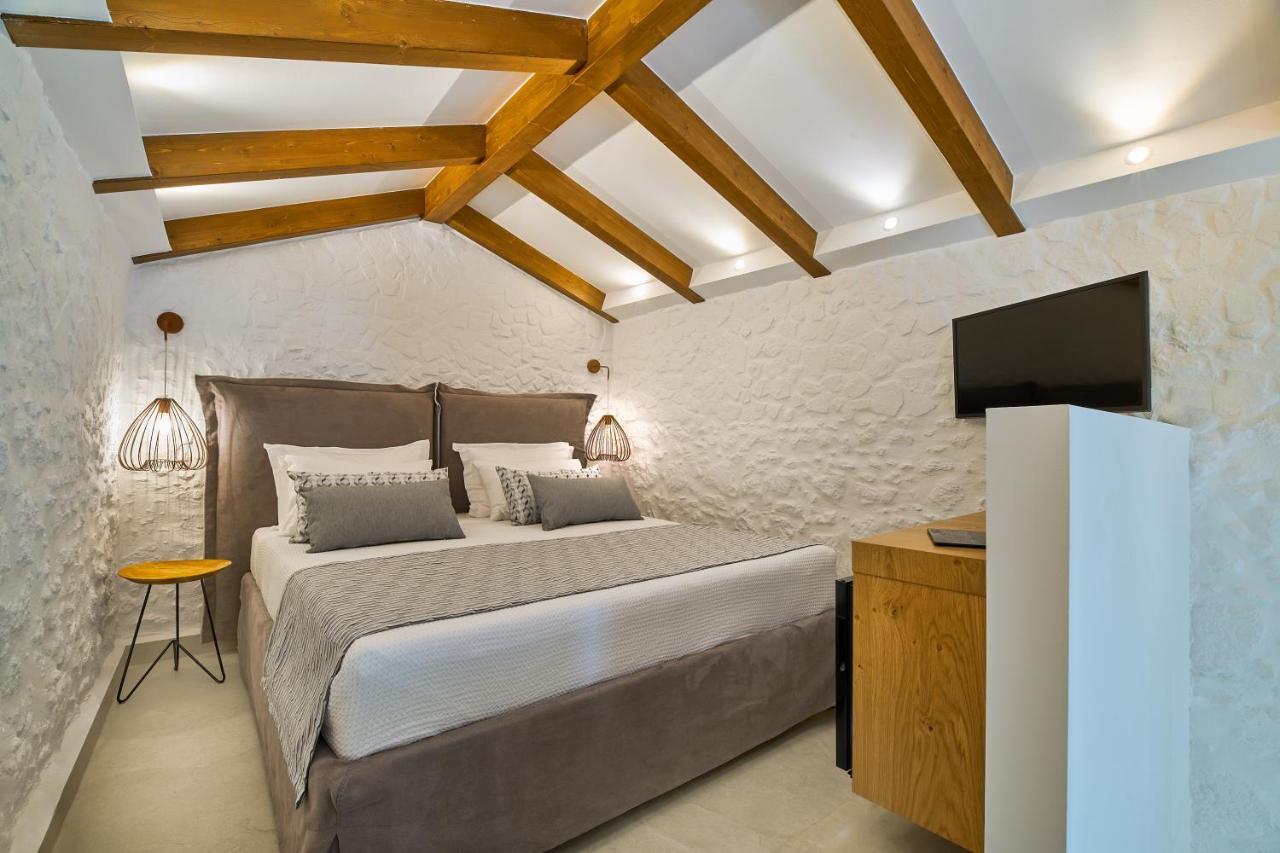 Vista Del Porto Luxury Suites Rethymnon Exterior foto